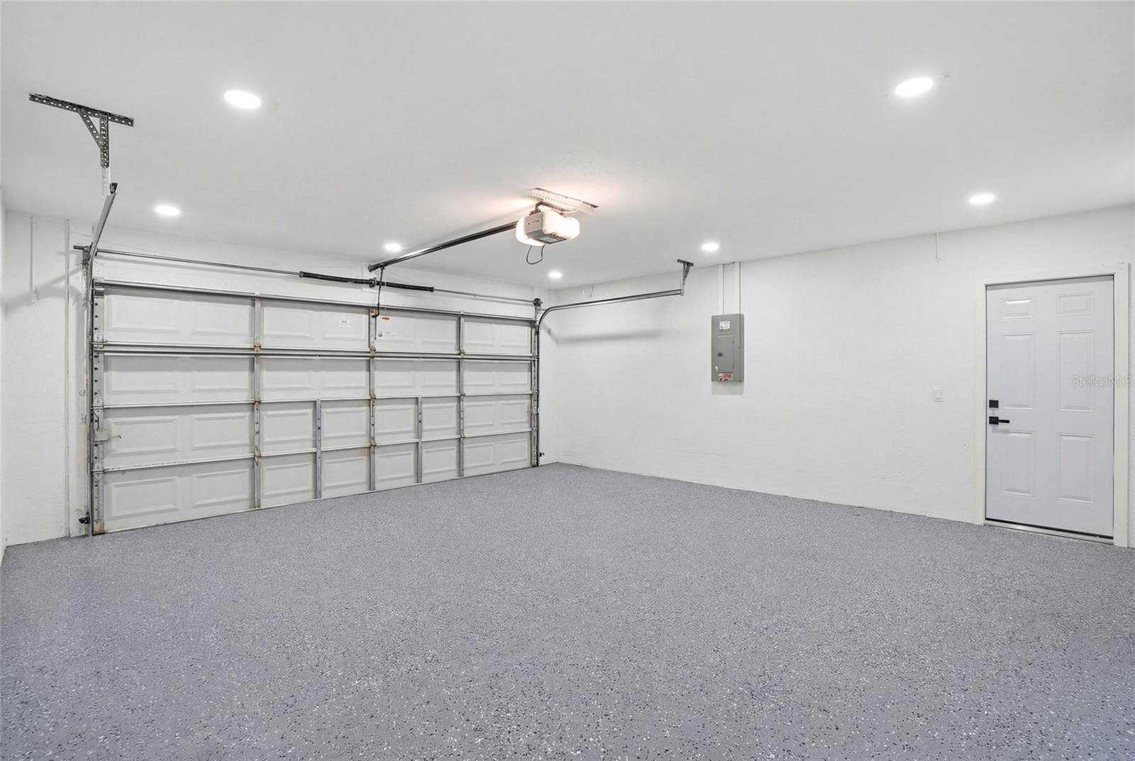 COUNTRY OAKS PH II - Residential