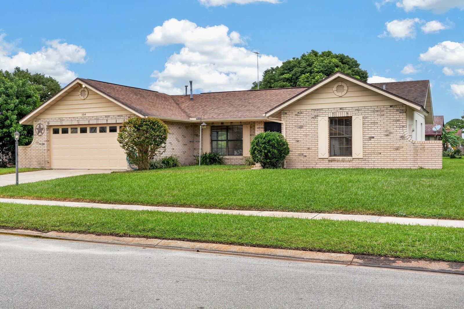 104 COLLEEN DRIVE