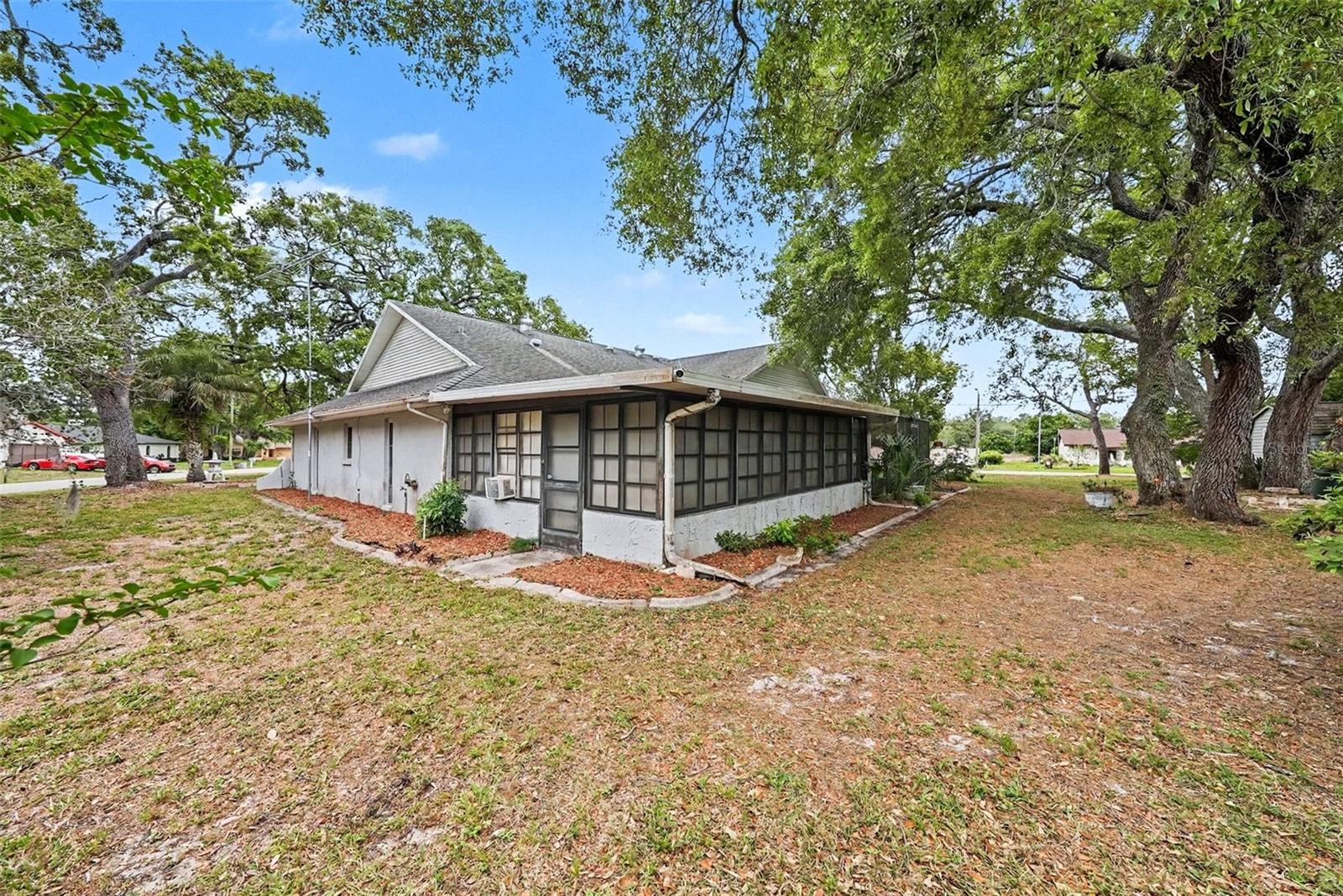 SPRING HILL UN 6 - Residential