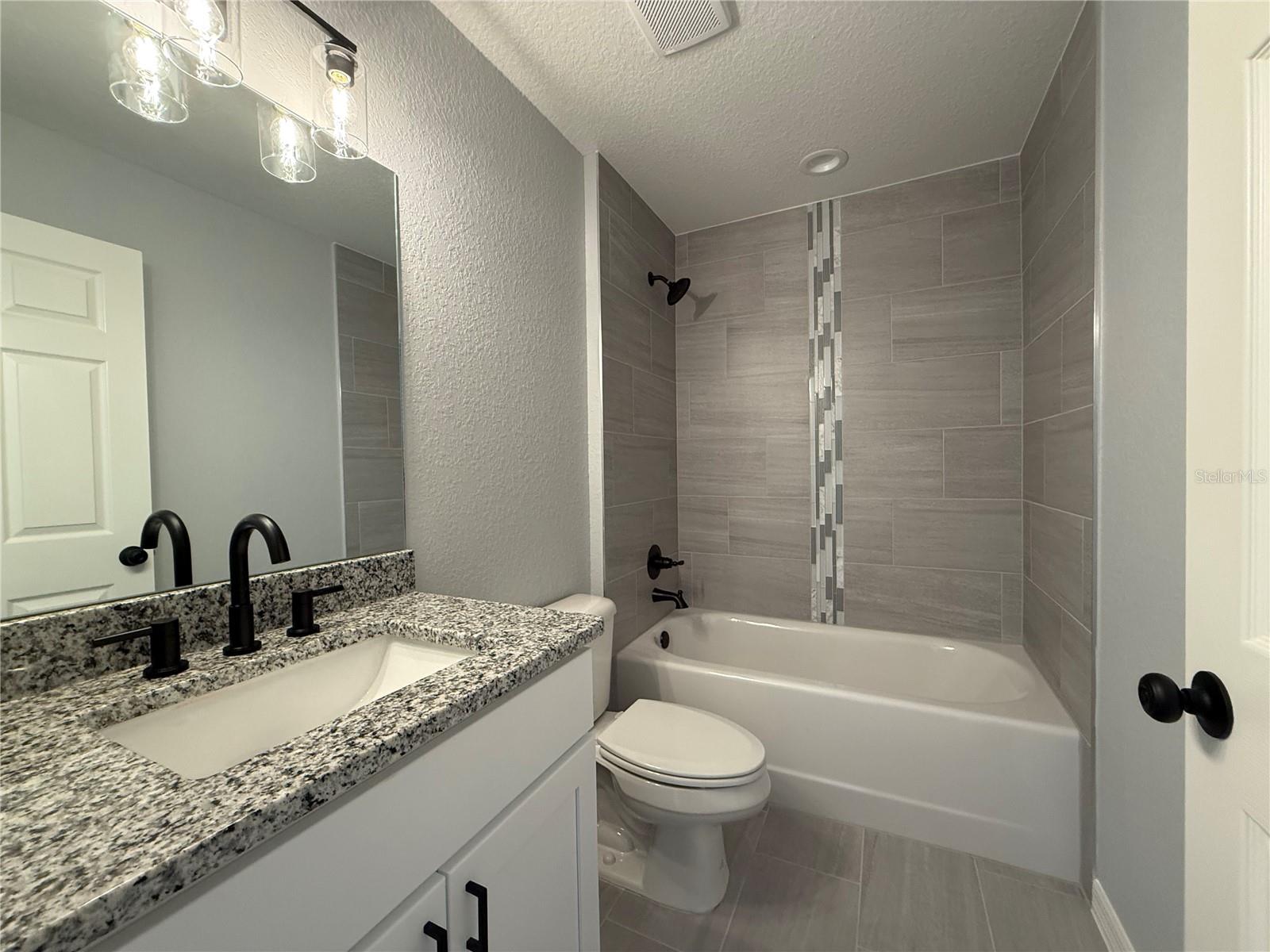 OCALA PARK ESTATES UNIT 1 - Residential