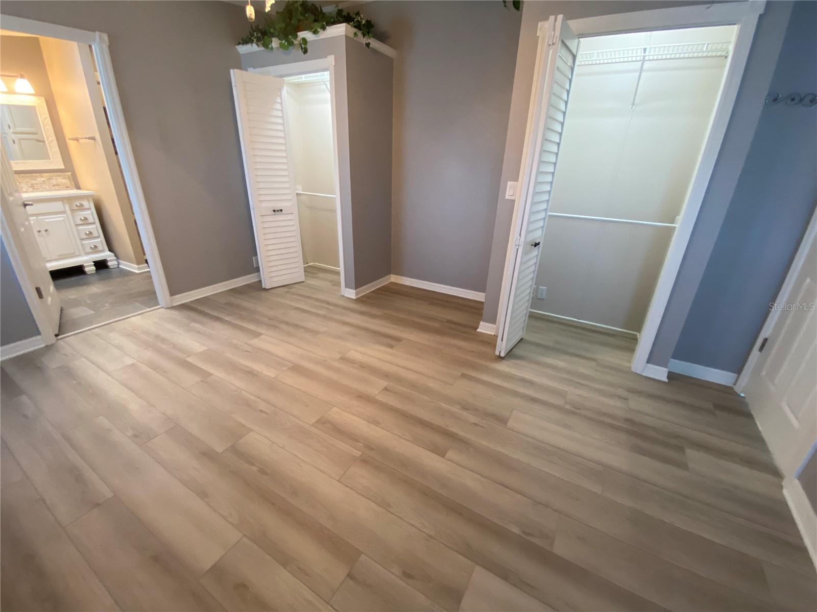 RIDGEWOOD OAKS PH IV - Residential