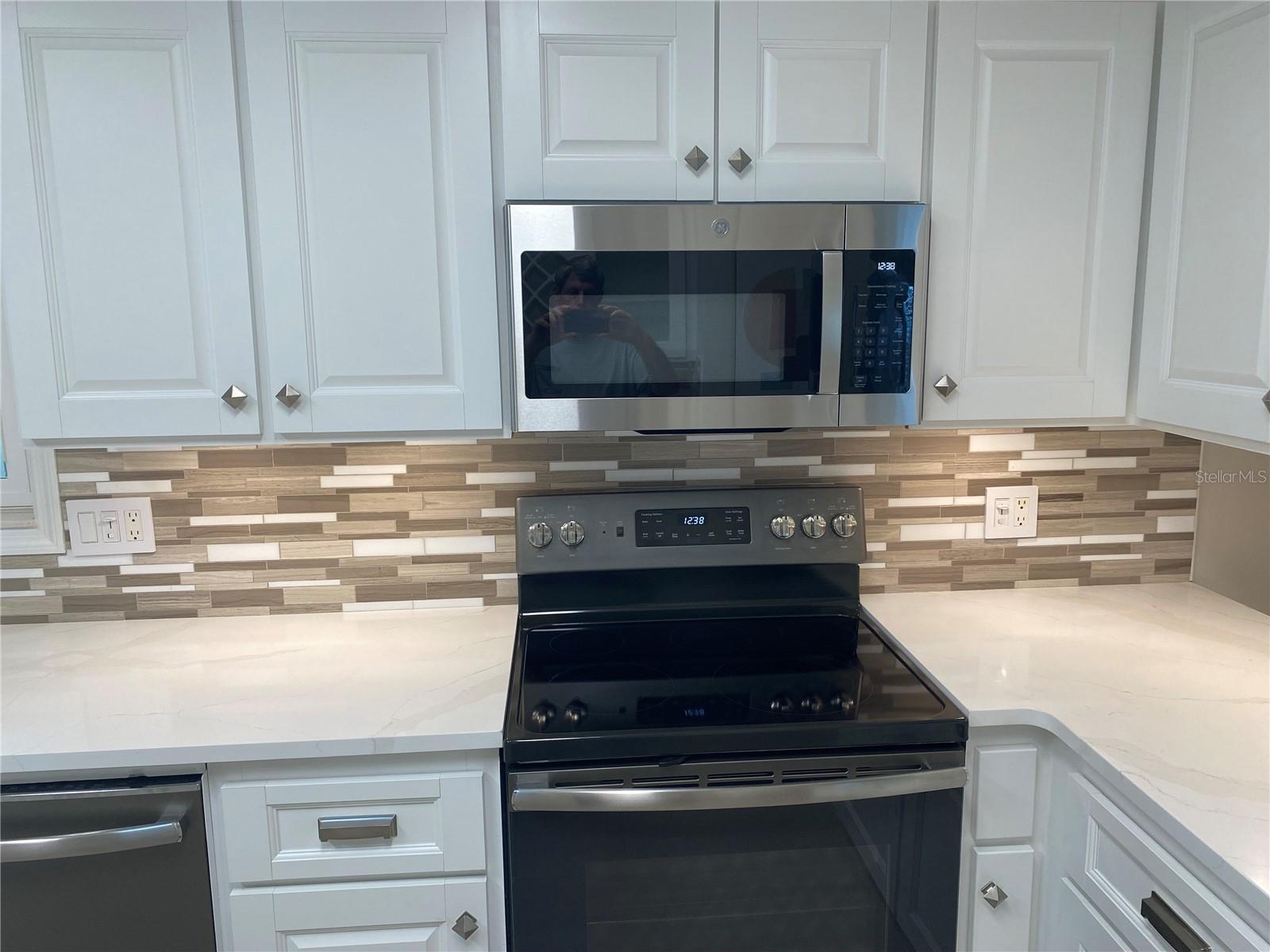 RIDGEWOOD OAKS PH IV - Residential