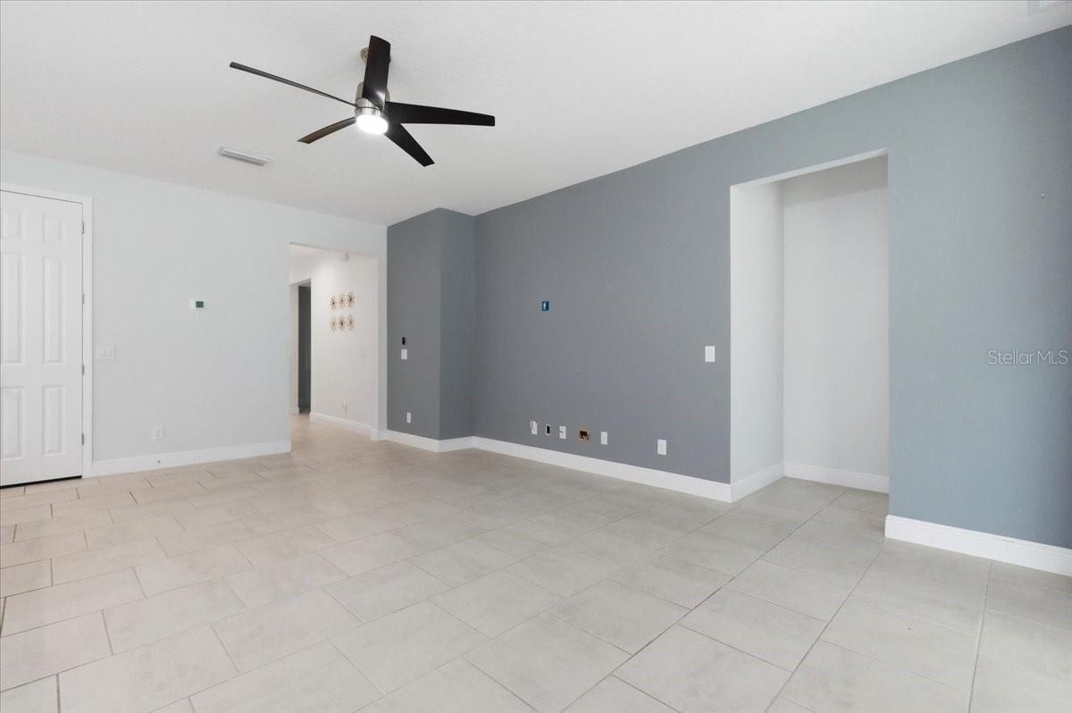 HANOVER LAKES PH 5 - Residential