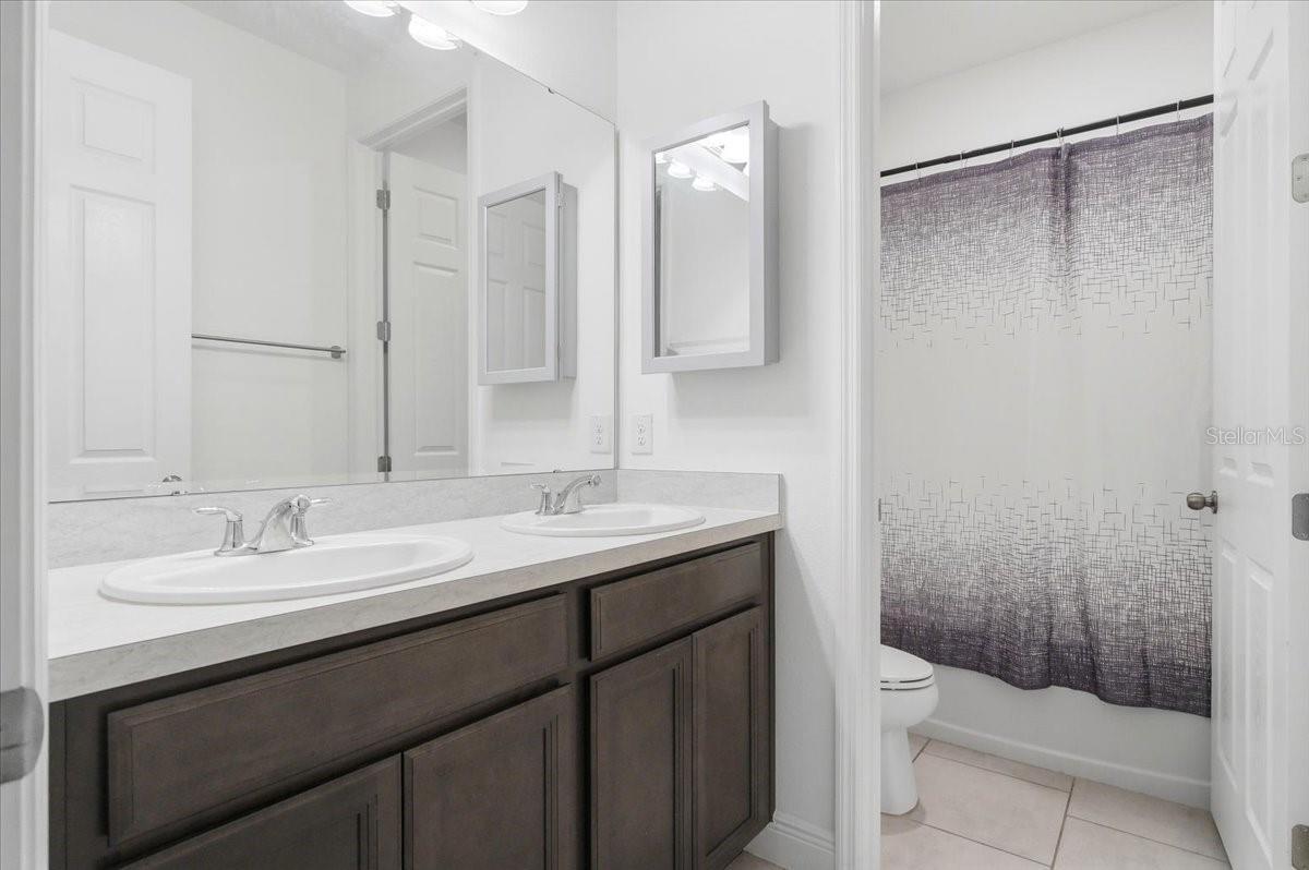 HANOVER LAKES PH 5 - Residential