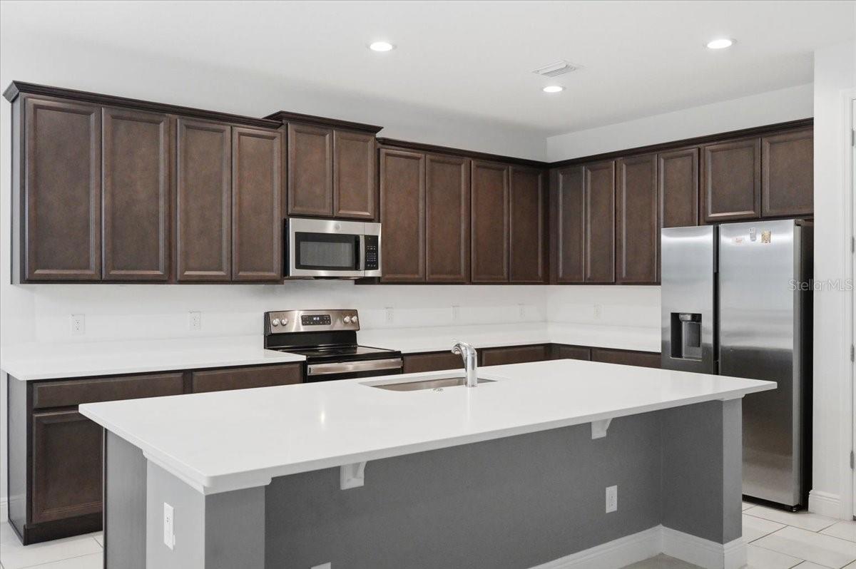HANOVER LAKES PH 5 - Residential