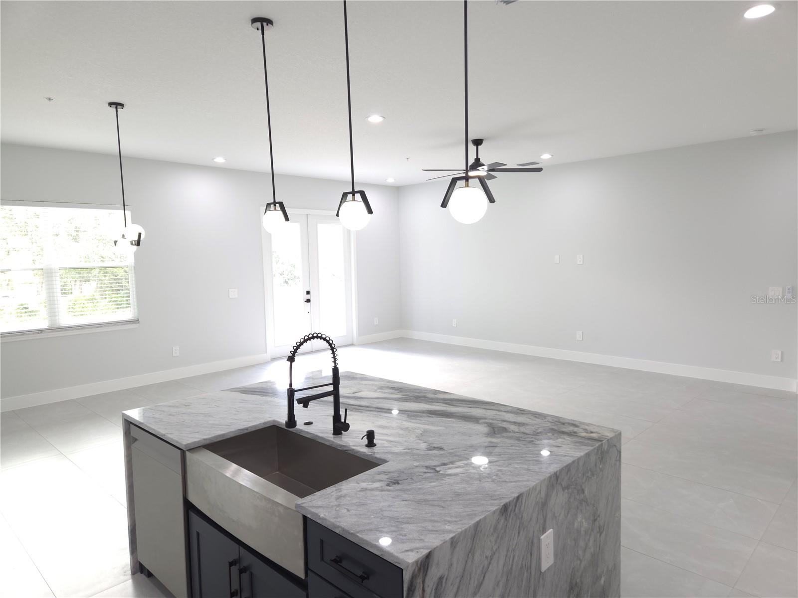 OAK POINTE SUB - Residential