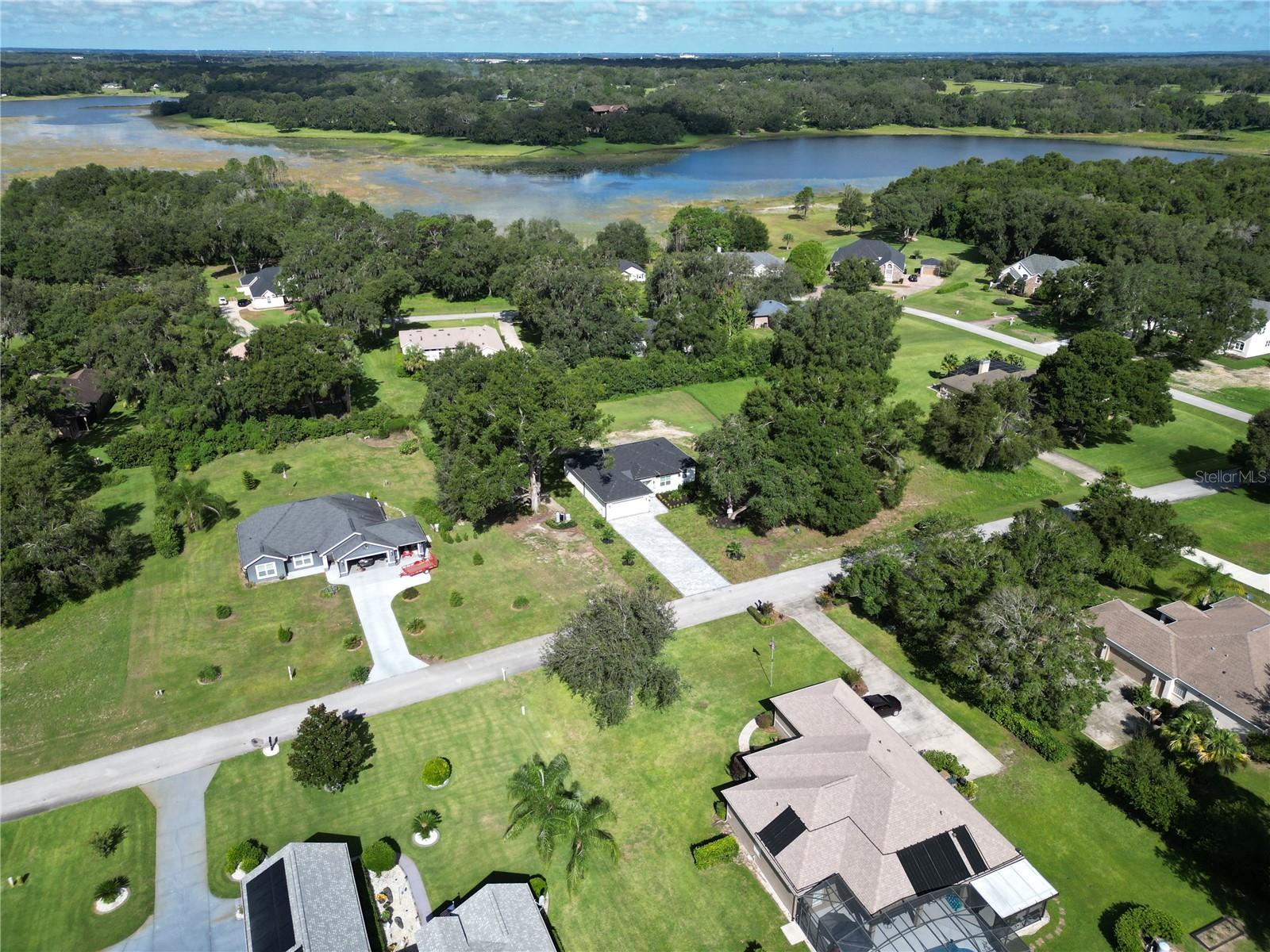 OAK POINTE SUB - Residential