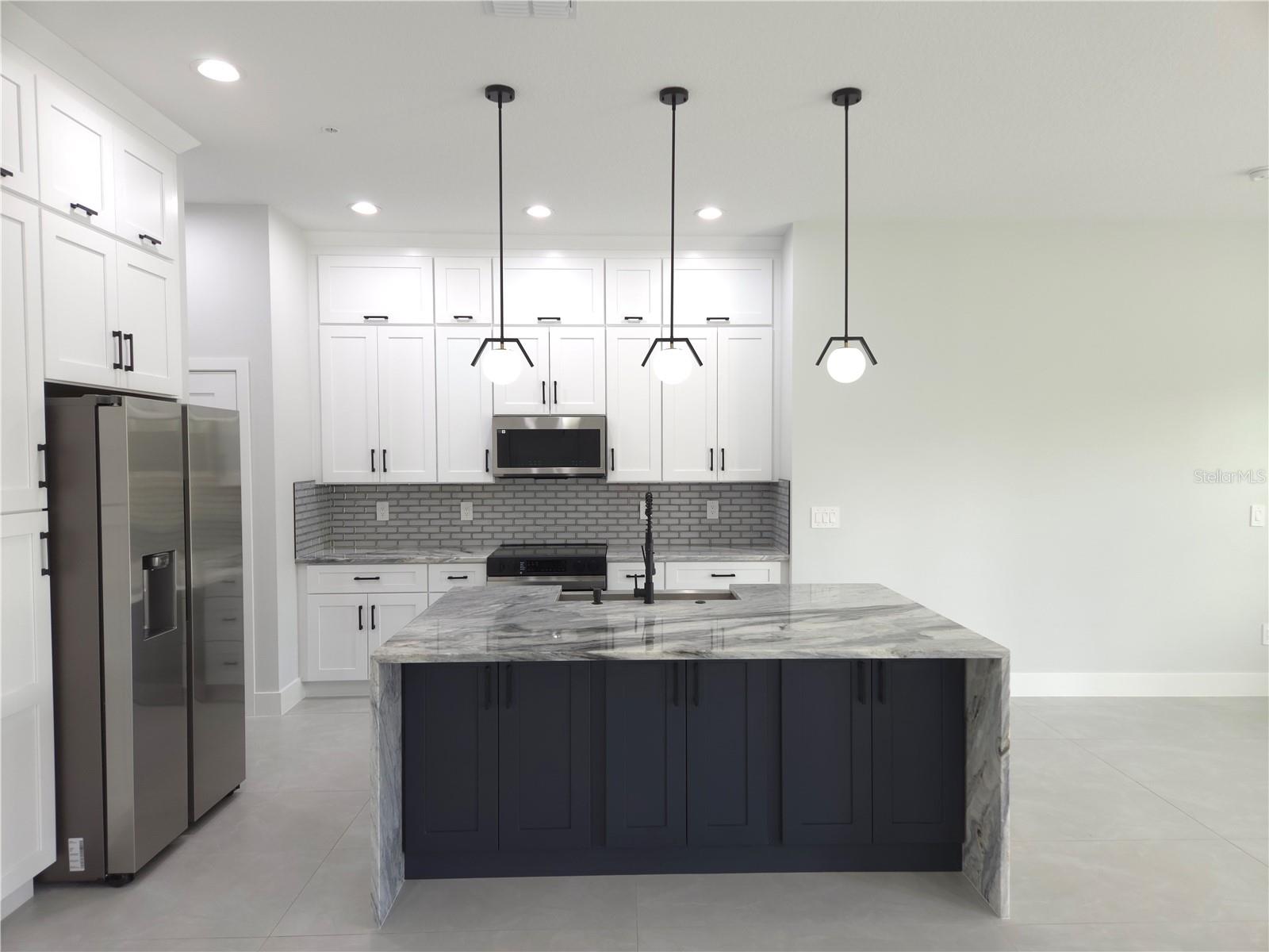 OAK POINTE SUB - Residential