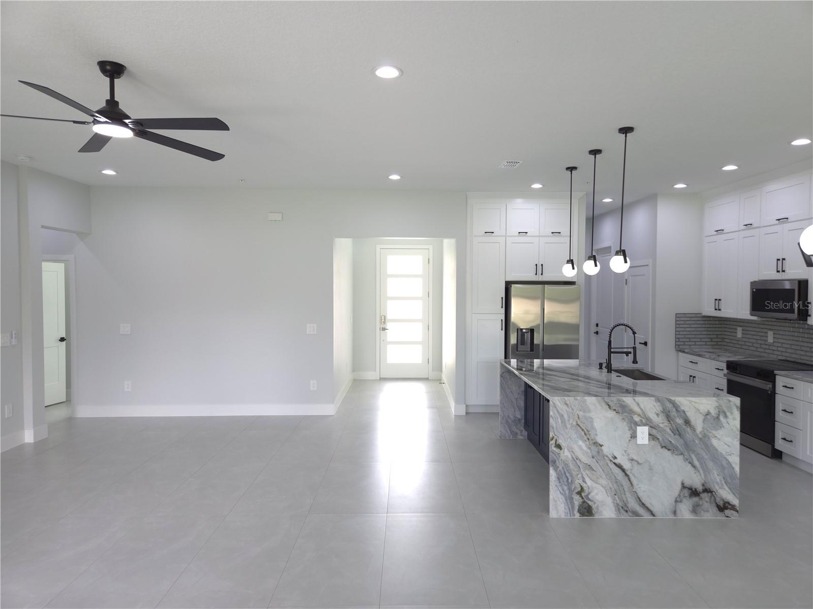 OAK POINTE SUB - Residential