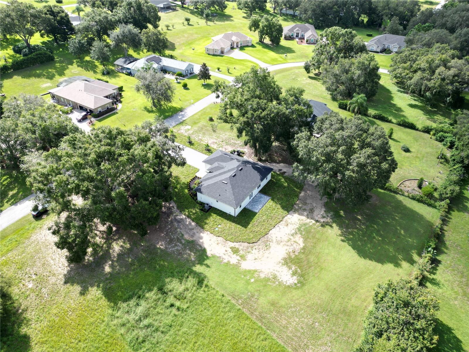 OAK POINTE SUB - Residential