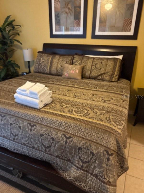 HIGHGATE PARK PH 01 - Residential Lease