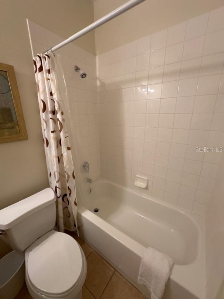 HIGHGATE PARK PH 01 - Residential Lease