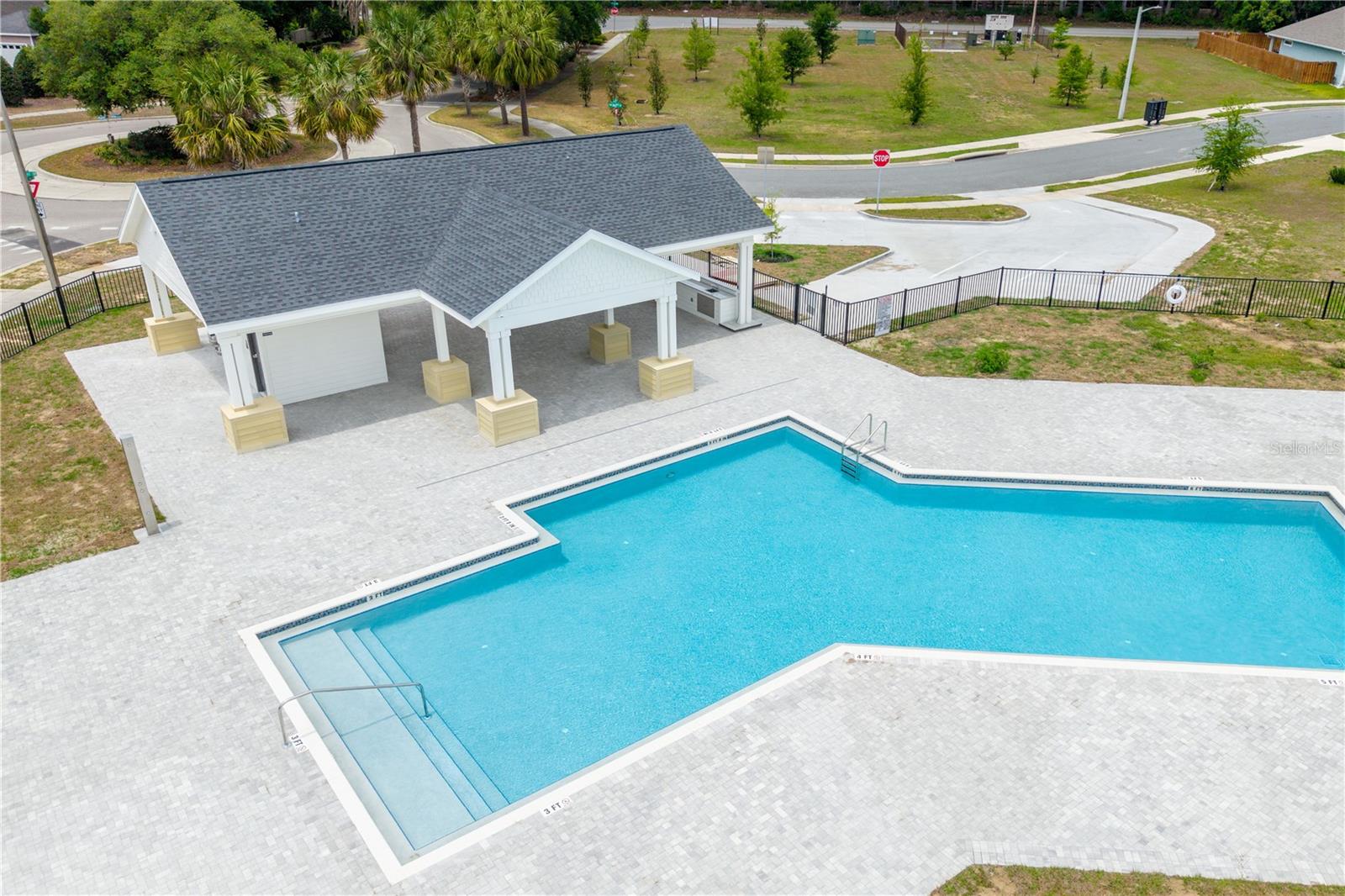 SAVANNAH STATION - Residential
