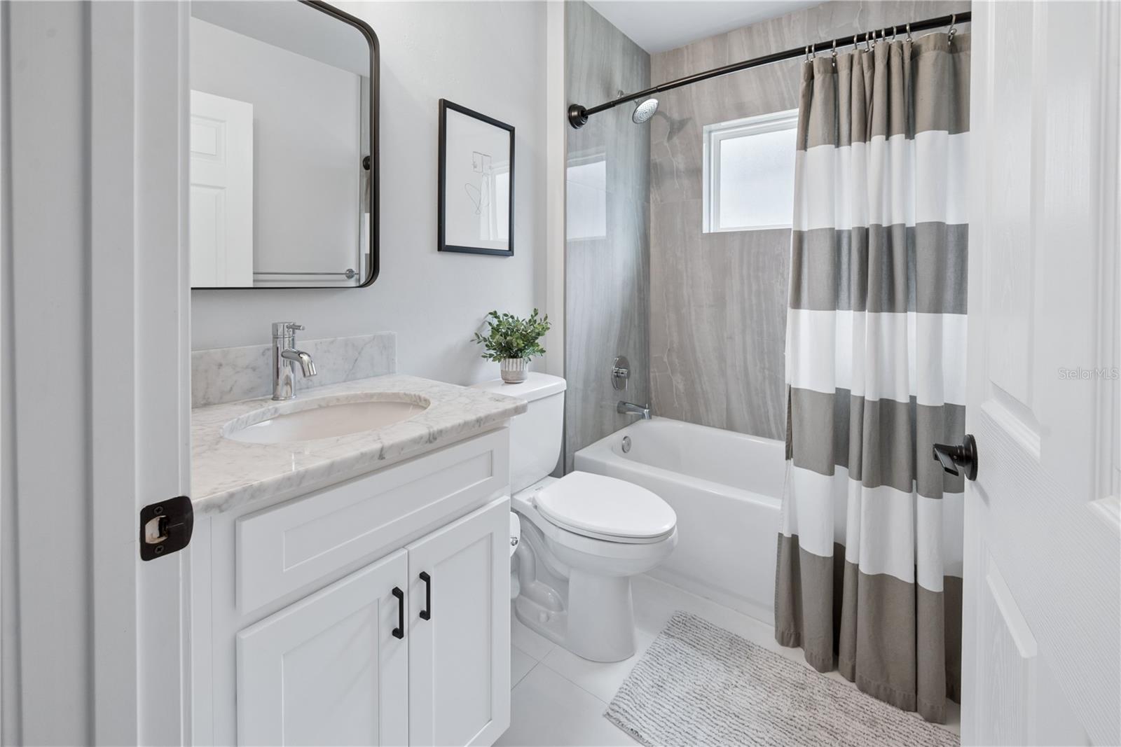 SAVANNAH STATION - Residential