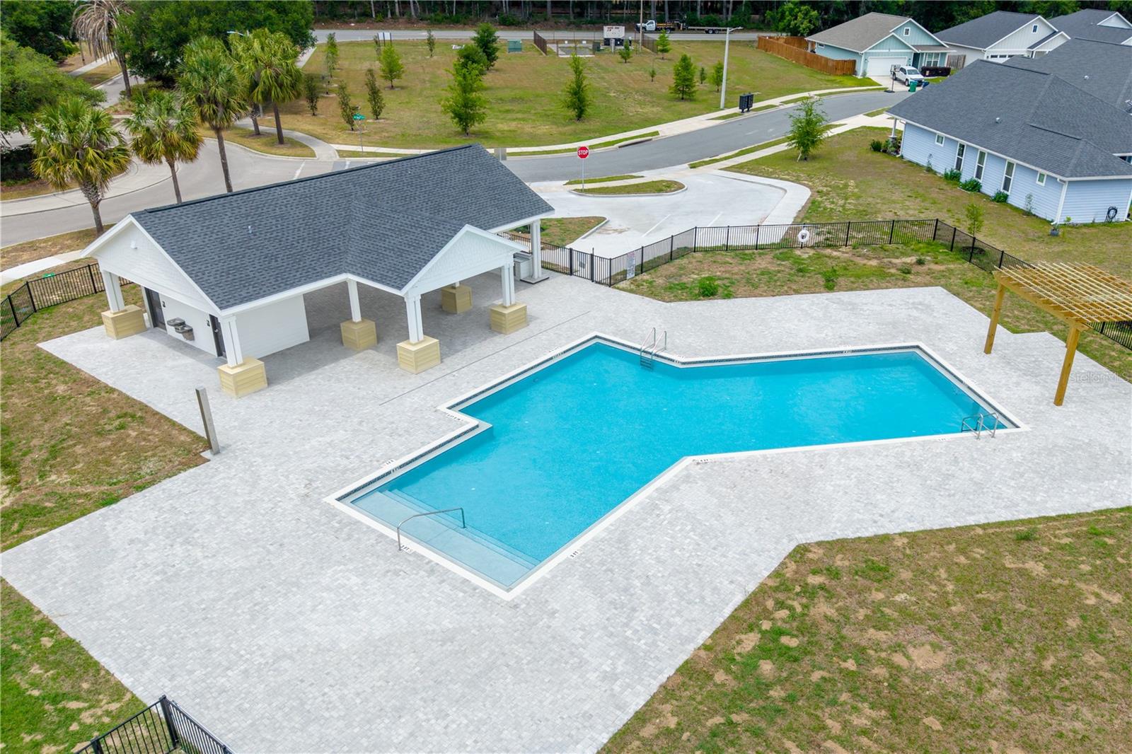 SAVANNAH STATION - Residential