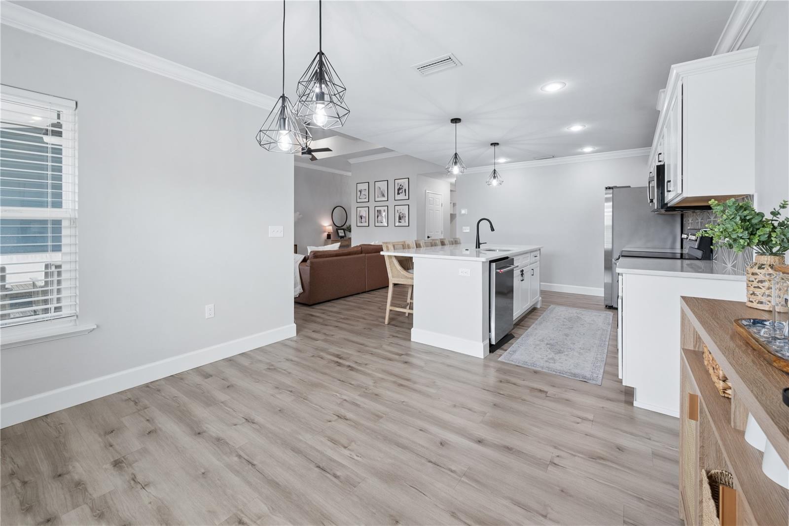 SAVANNAH STATION - Residential