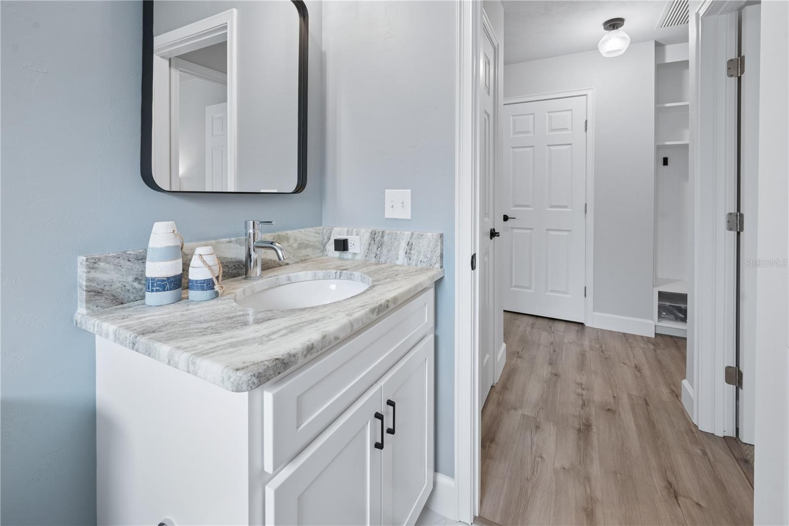SAVANNAH STATION - Residential