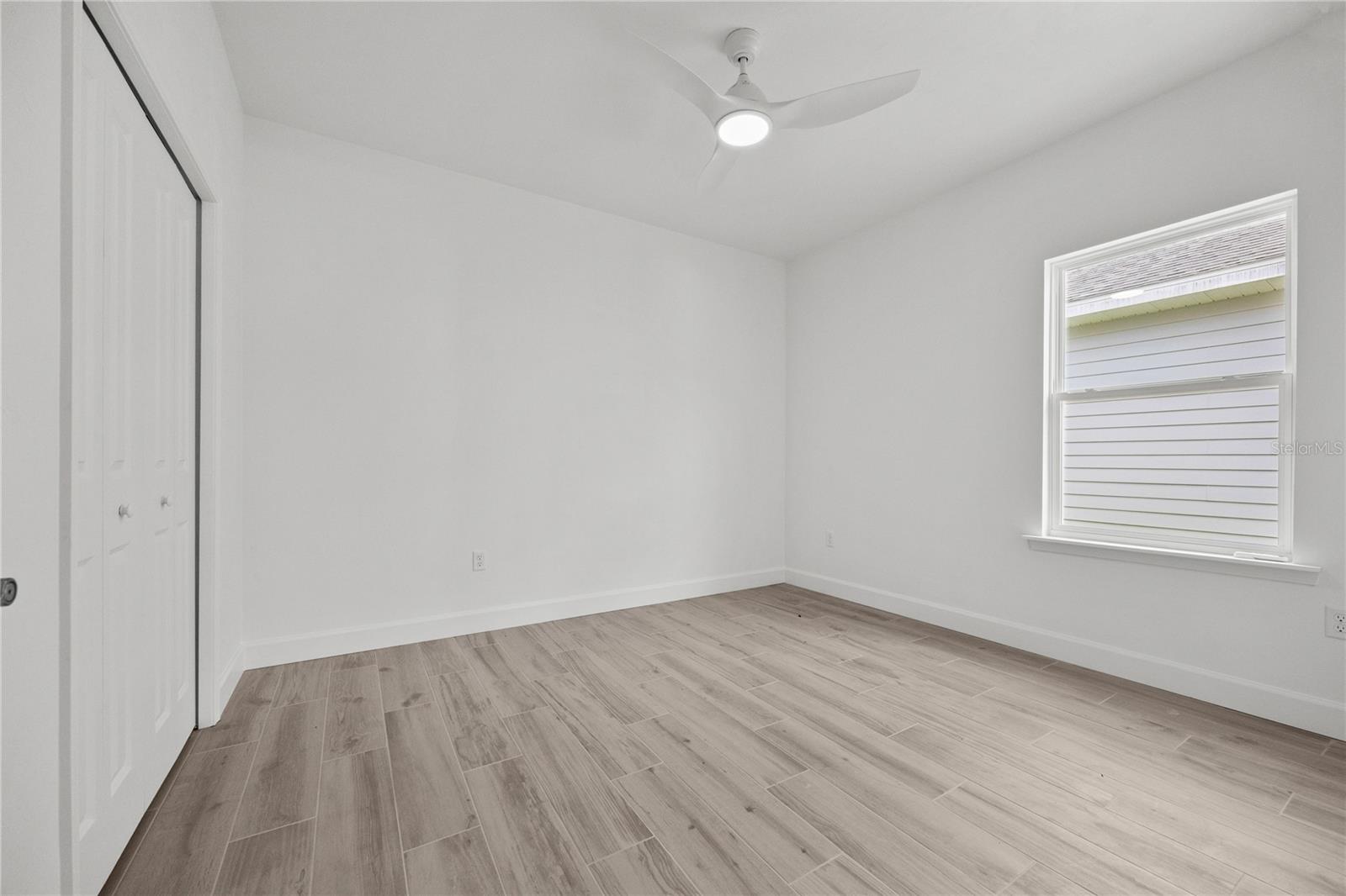 GRAND OAKS AT TOWER - Residential