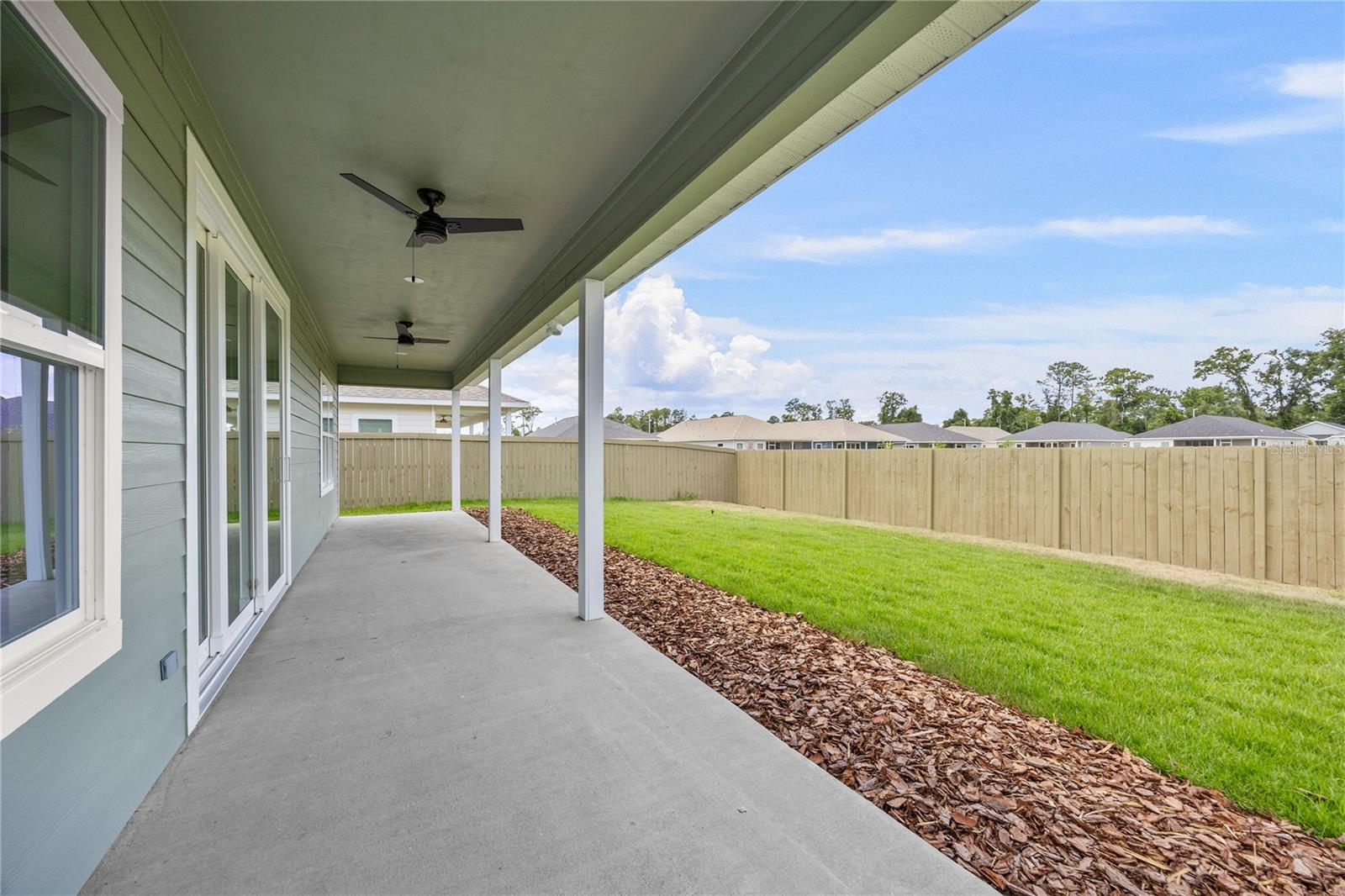 GRAND OAKS AT TOWER - Residential