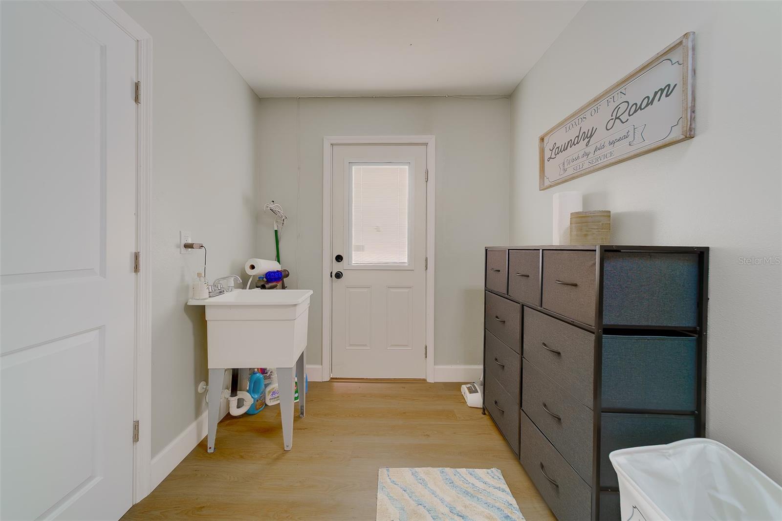 HUDSON BEACH ESTATES - Residential