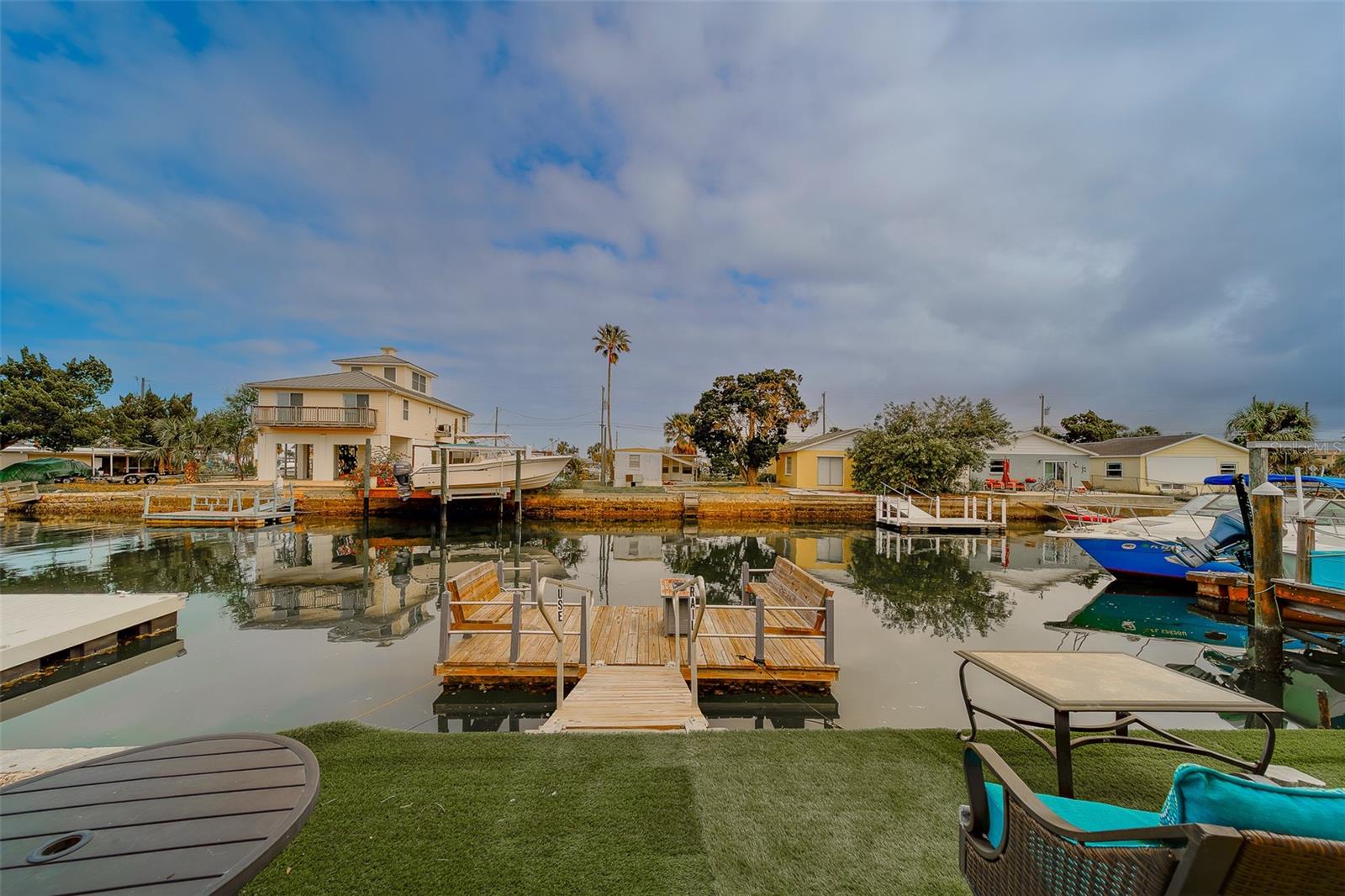 HUDSON BEACH ESTATES - Residential