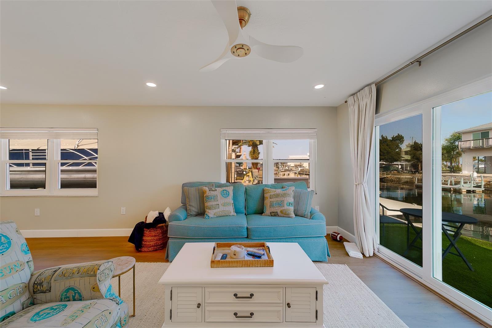 HUDSON BEACH ESTATES - Residential