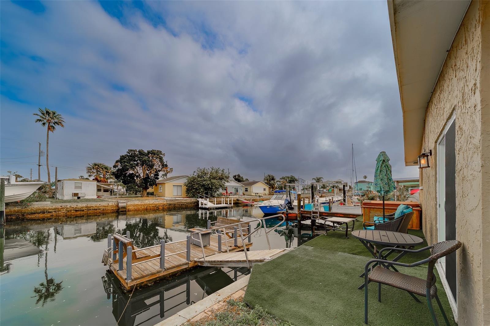 HUDSON BEACH ESTATES - Residential