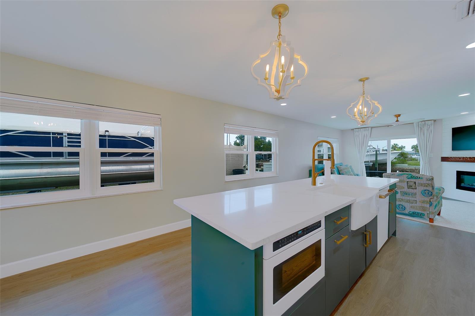 HUDSON BEACH ESTATES - Residential