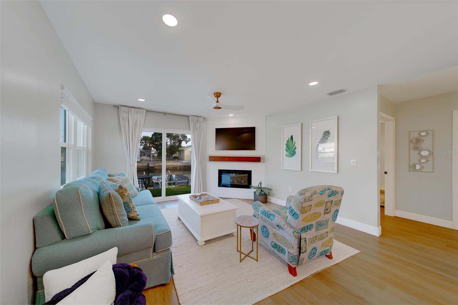 HUDSON BEACH ESTATES - Residential