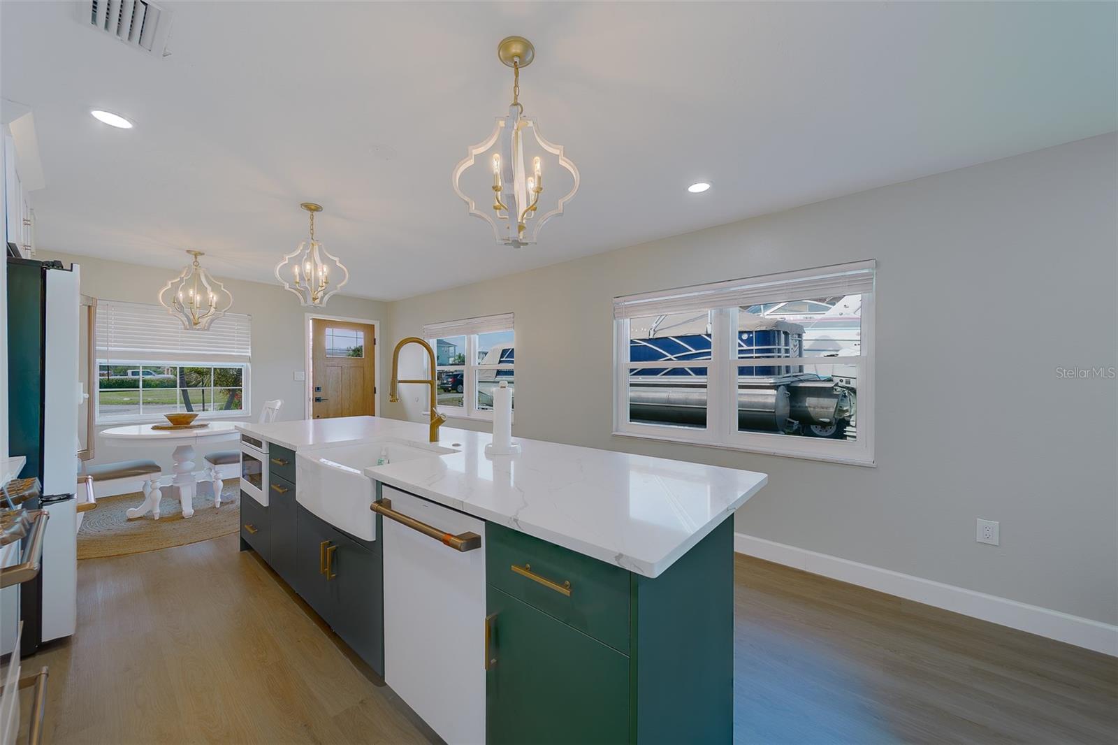 HUDSON BEACH ESTATES - Residential