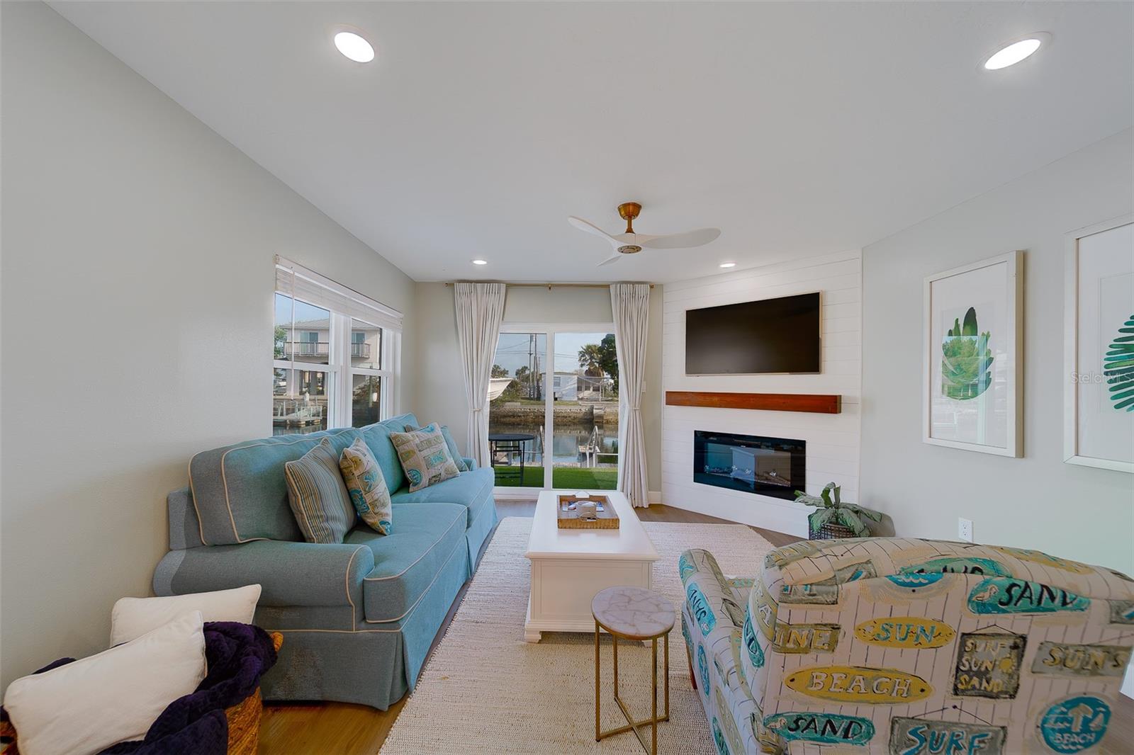 HUDSON BEACH ESTATES - Residential