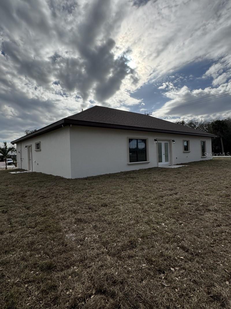 LEGACY COURT - Residential