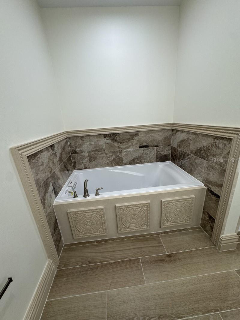 LEGACY COURT - Residential