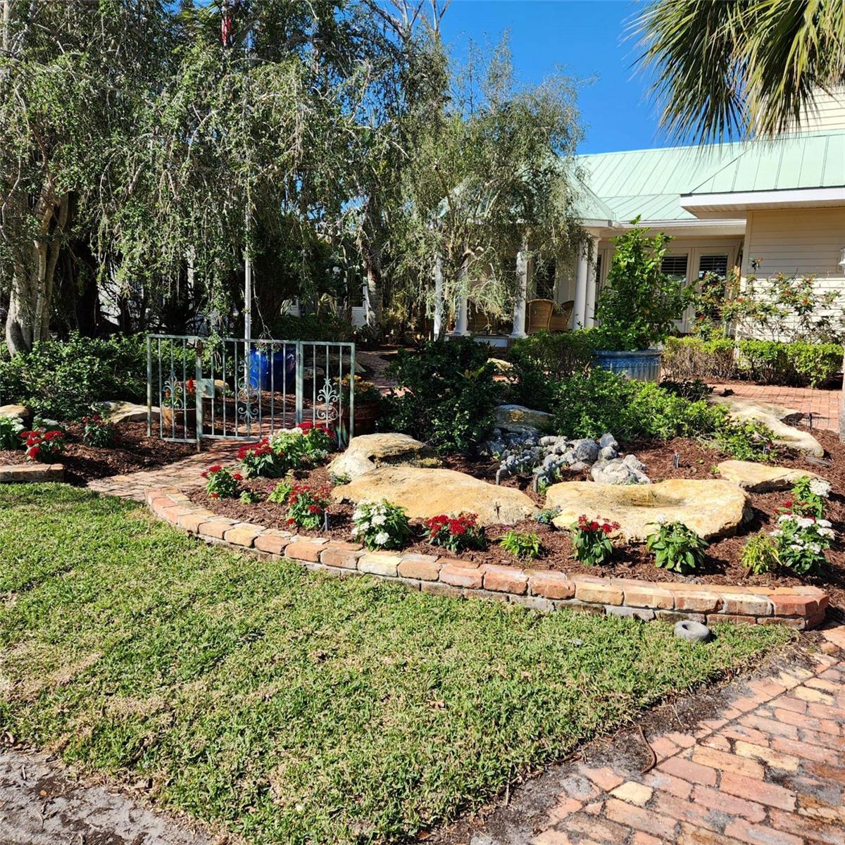 288 ISLAND CIRCLE