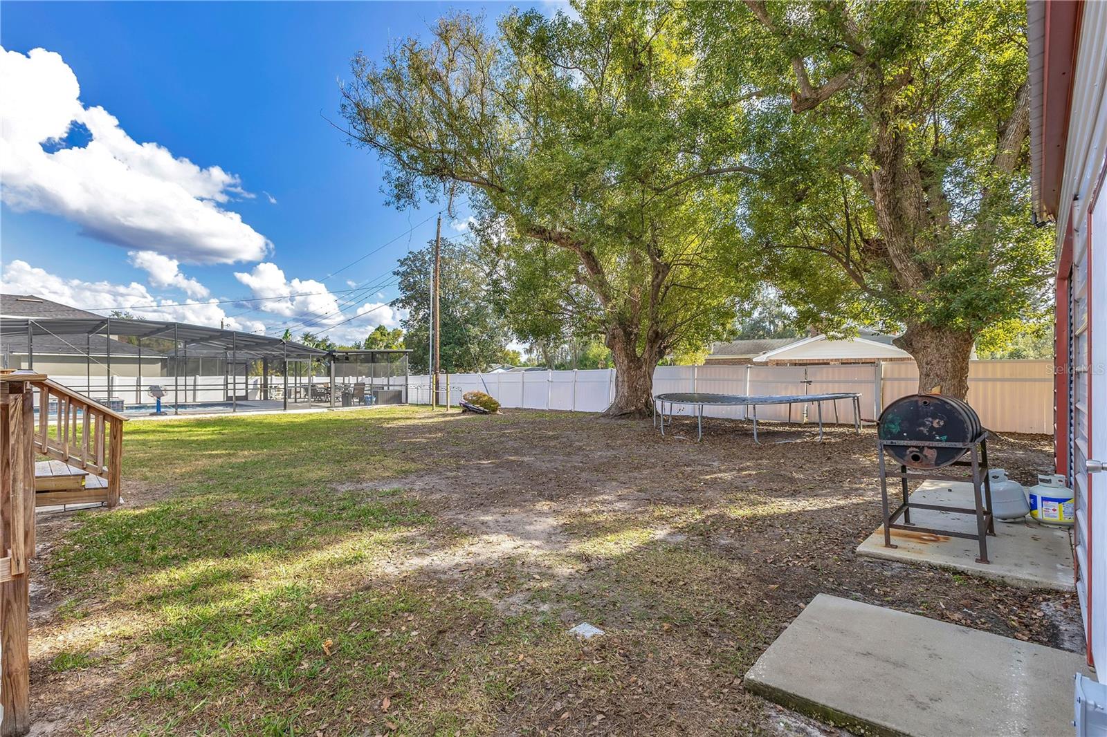 FAIRLINGTON - Residential