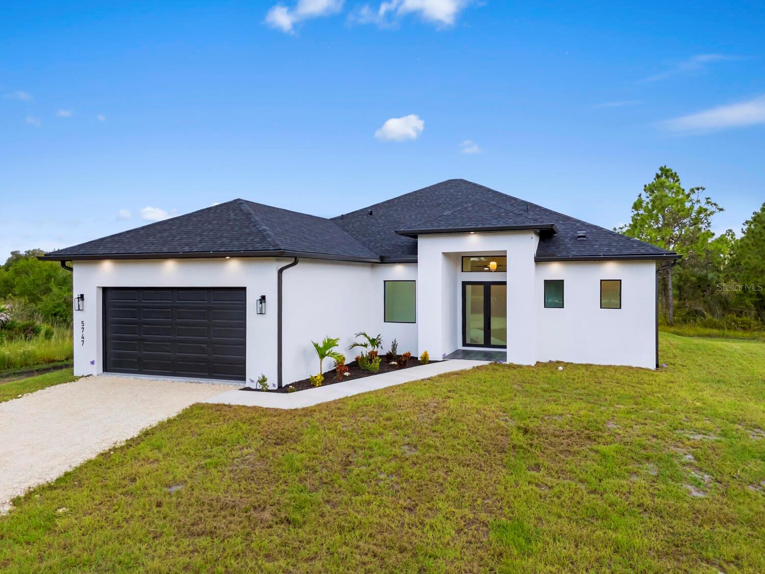 GOLDEN GATE ESTATE UNIT 40 - Residential