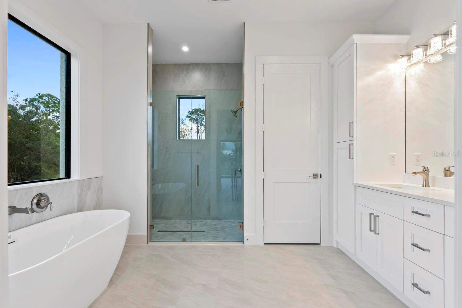 GOLDEN GATE ESTATE UNIT 40 - Residential