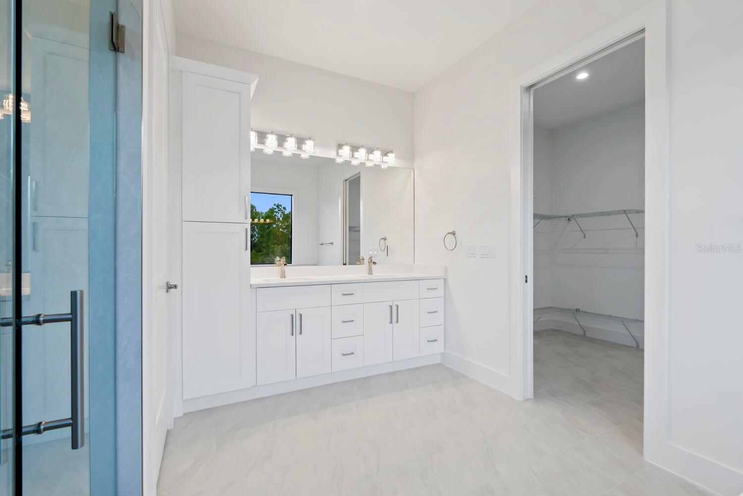 GOLDEN GATE ESTATE UNIT 40 - Residential