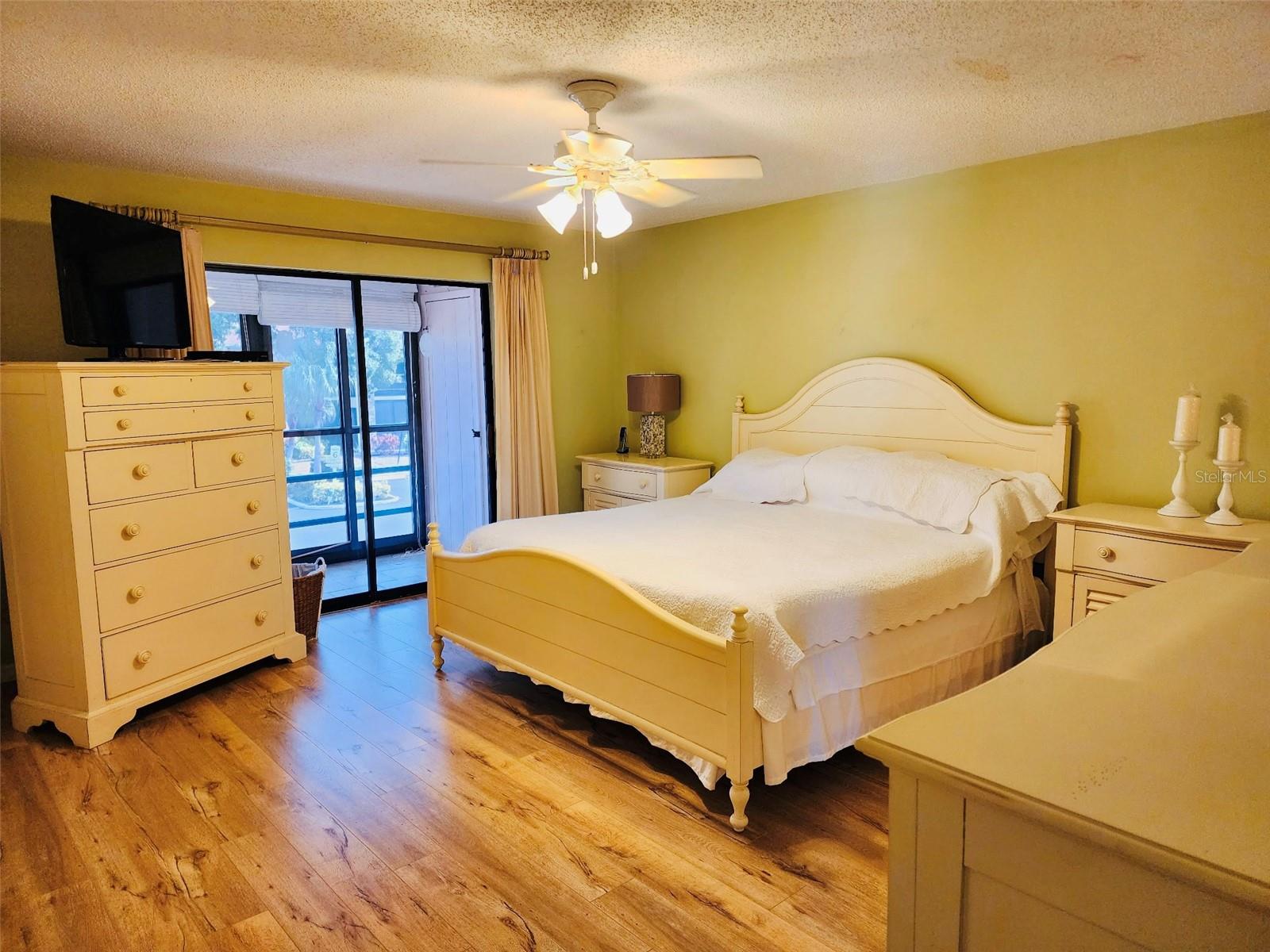 MORTON VILLAGE - Residential