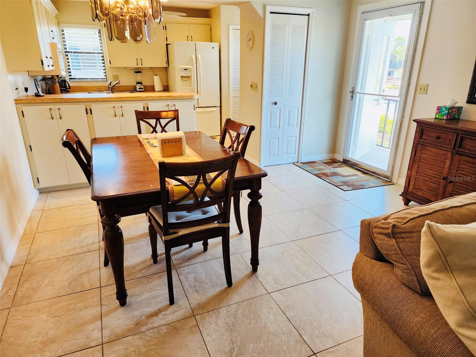 MORTON VILLAGE - Residential