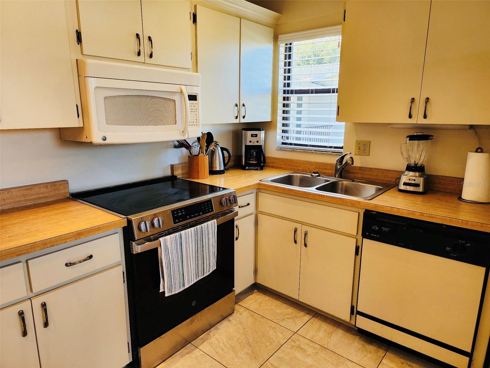 MORTON VILLAGE - Residential