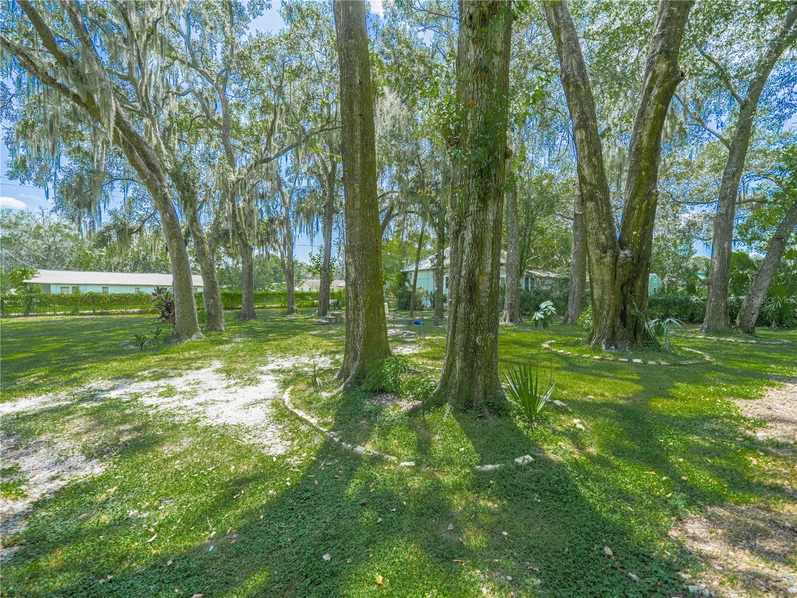 ALLEN & SMITHS ADD - Land