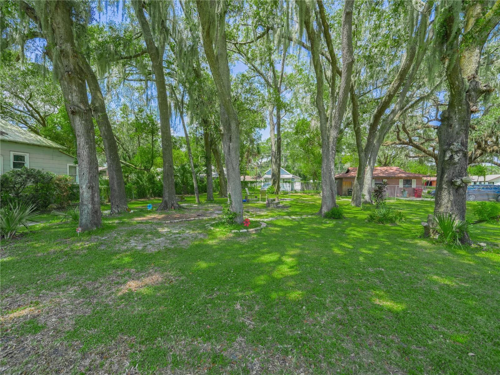 ALLEN & SMITHS ADD - Land