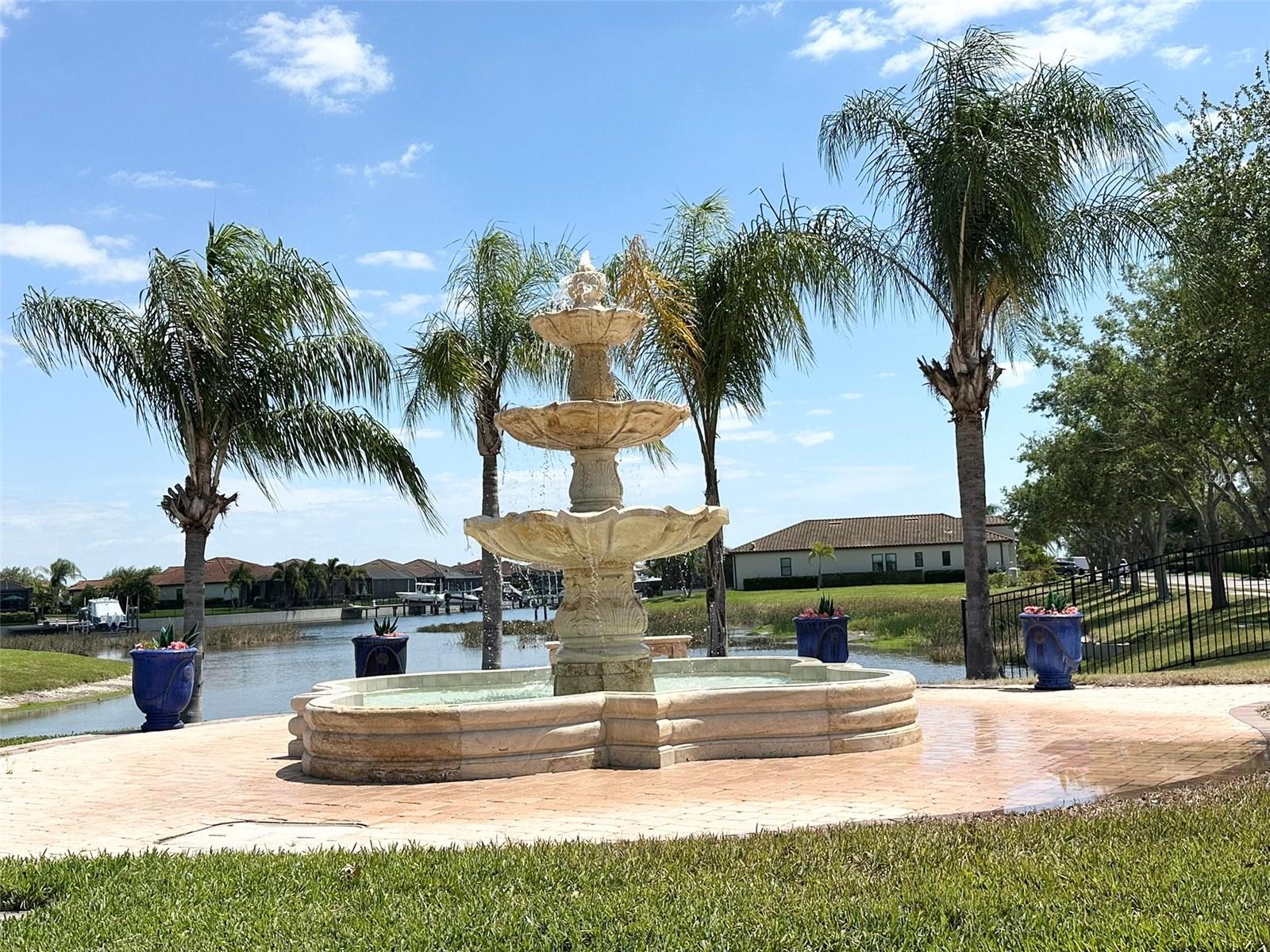 SANCTUARY COVE - Residential