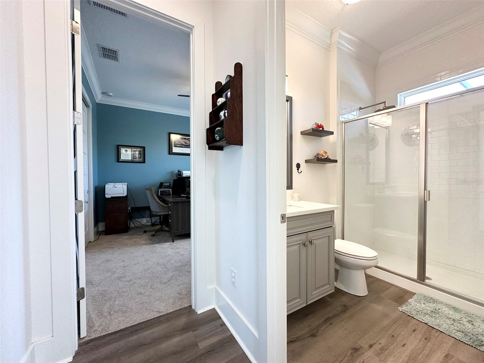 SANCTUARY COVE - Residential