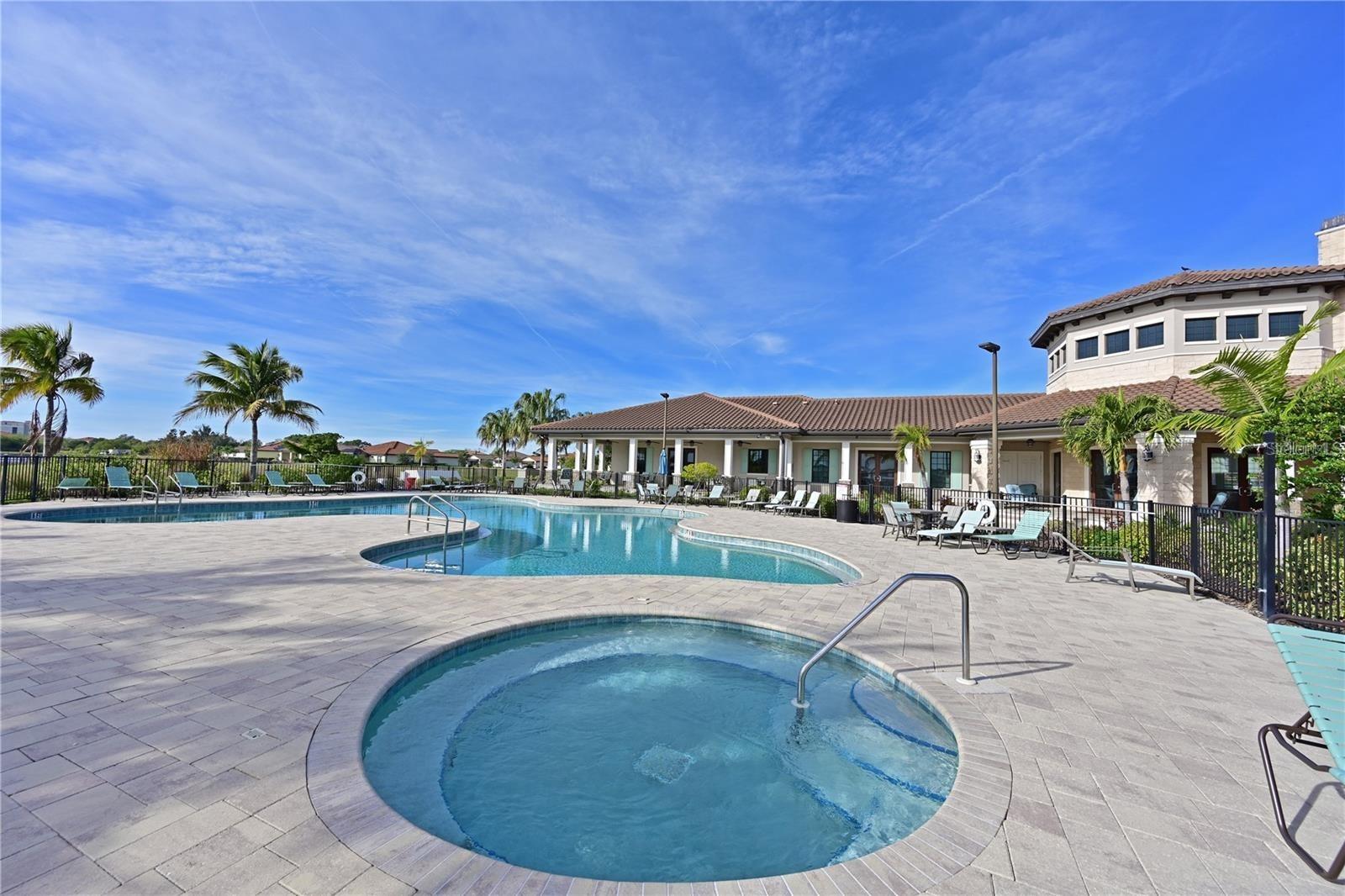 SANCTUARY COVE - Residential
