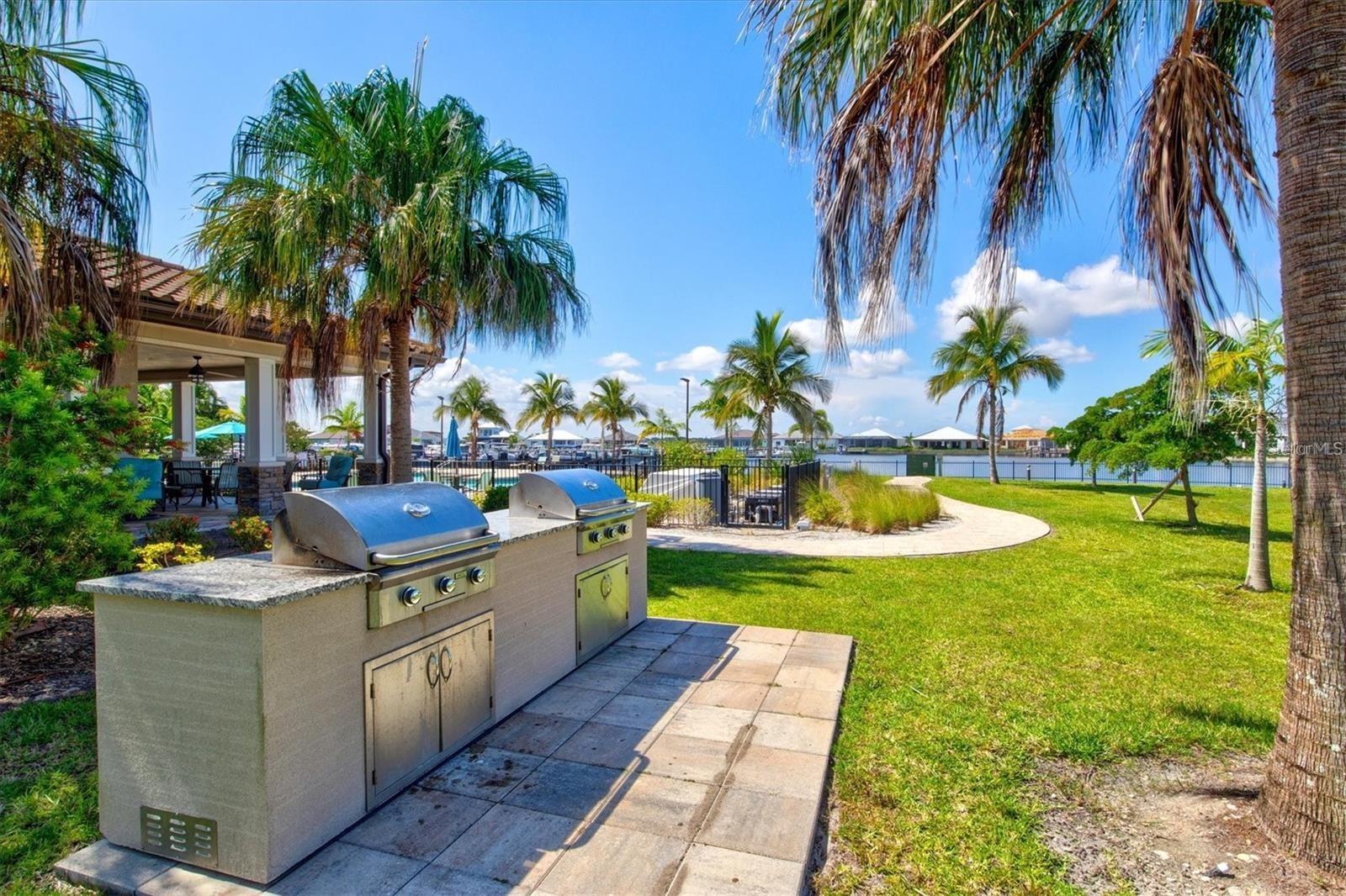 SANCTUARY COVE - Residential