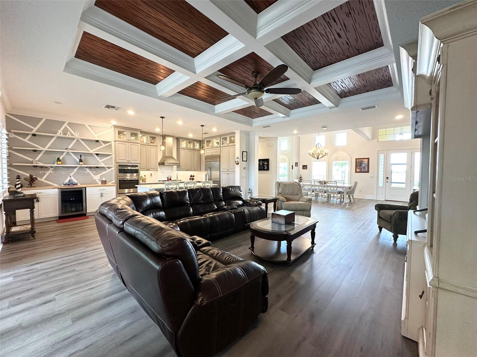 SANCTUARY COVE - Residential