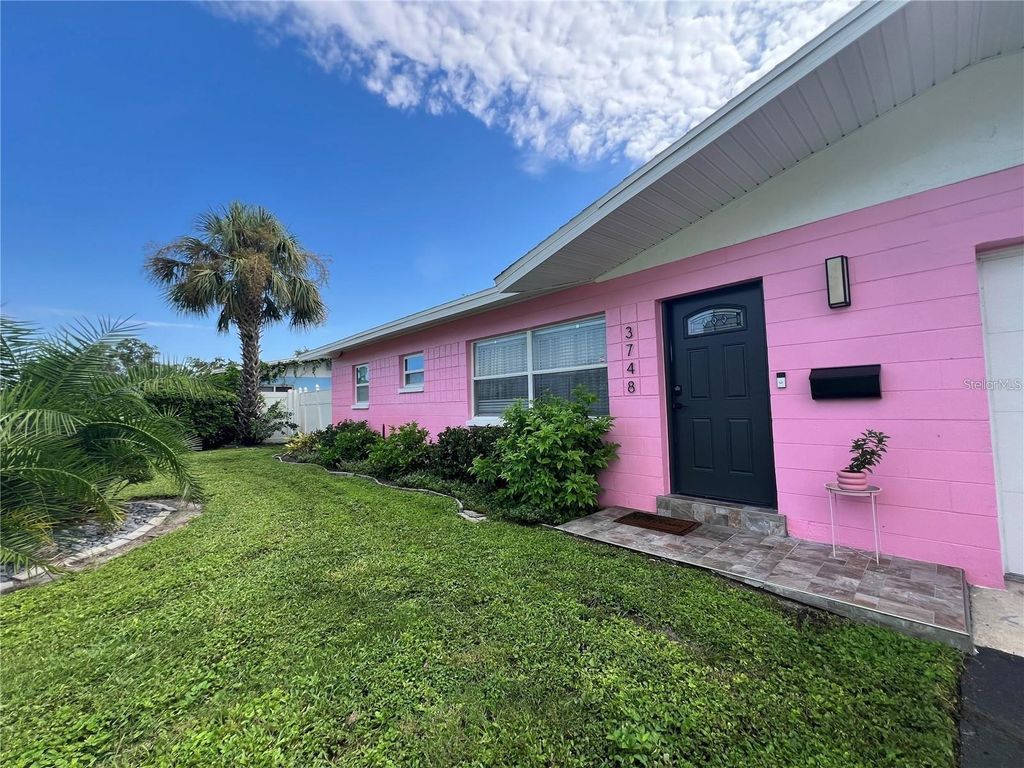 Photo of 3748 Manatee Drive SE, St Petersburg, FL 33705 (MLS # TB8497240)