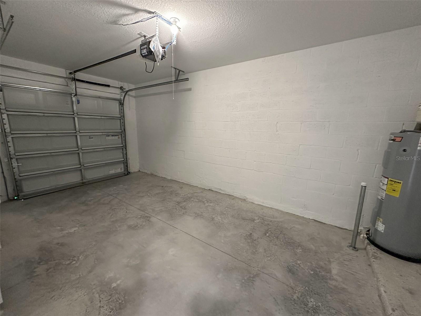 ANGELINE PH 3B-1 - Residential Lease